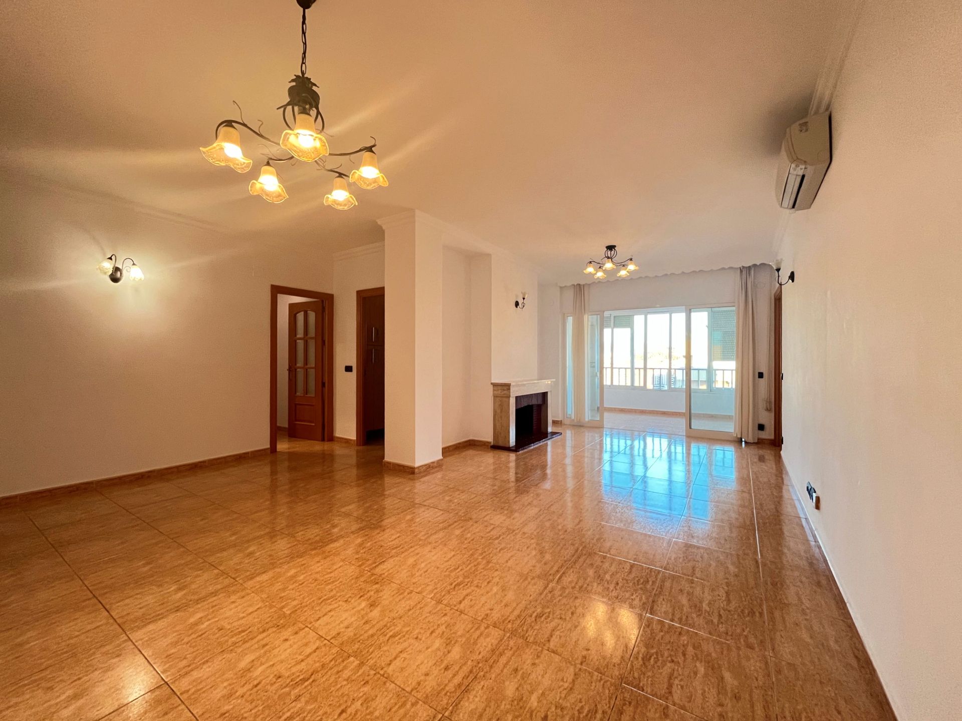 Sala d'estar de Pis de lloguer en Málaga Capital amb Aire condicionat, Terrassa i Traster