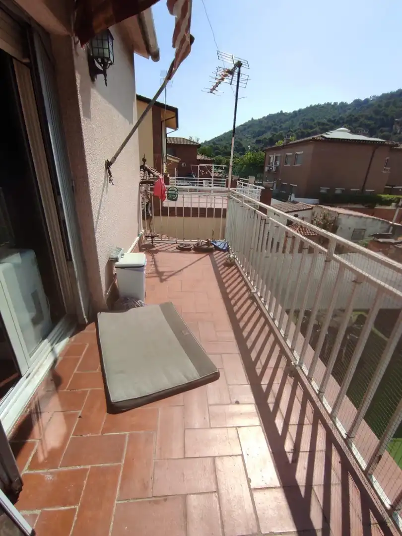 Terrassa de Casa o xalet en venda en Montcada i Reixac amb Calefacció, Terrassa i Piscina