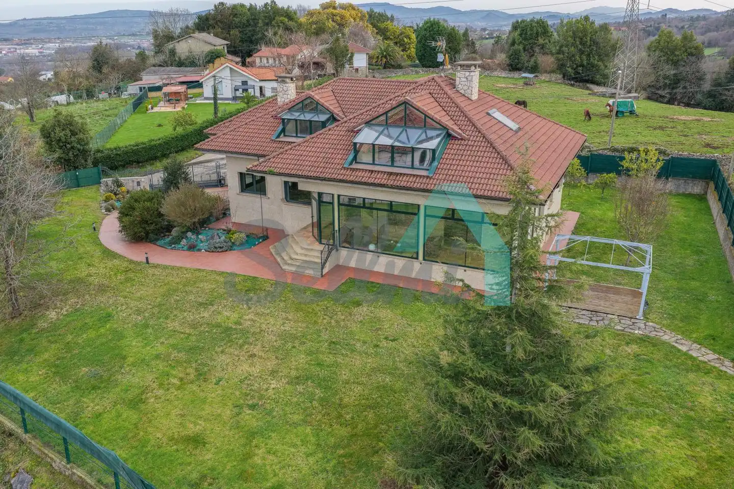 Casa amb jardí en venda a Mieres, imagen 2