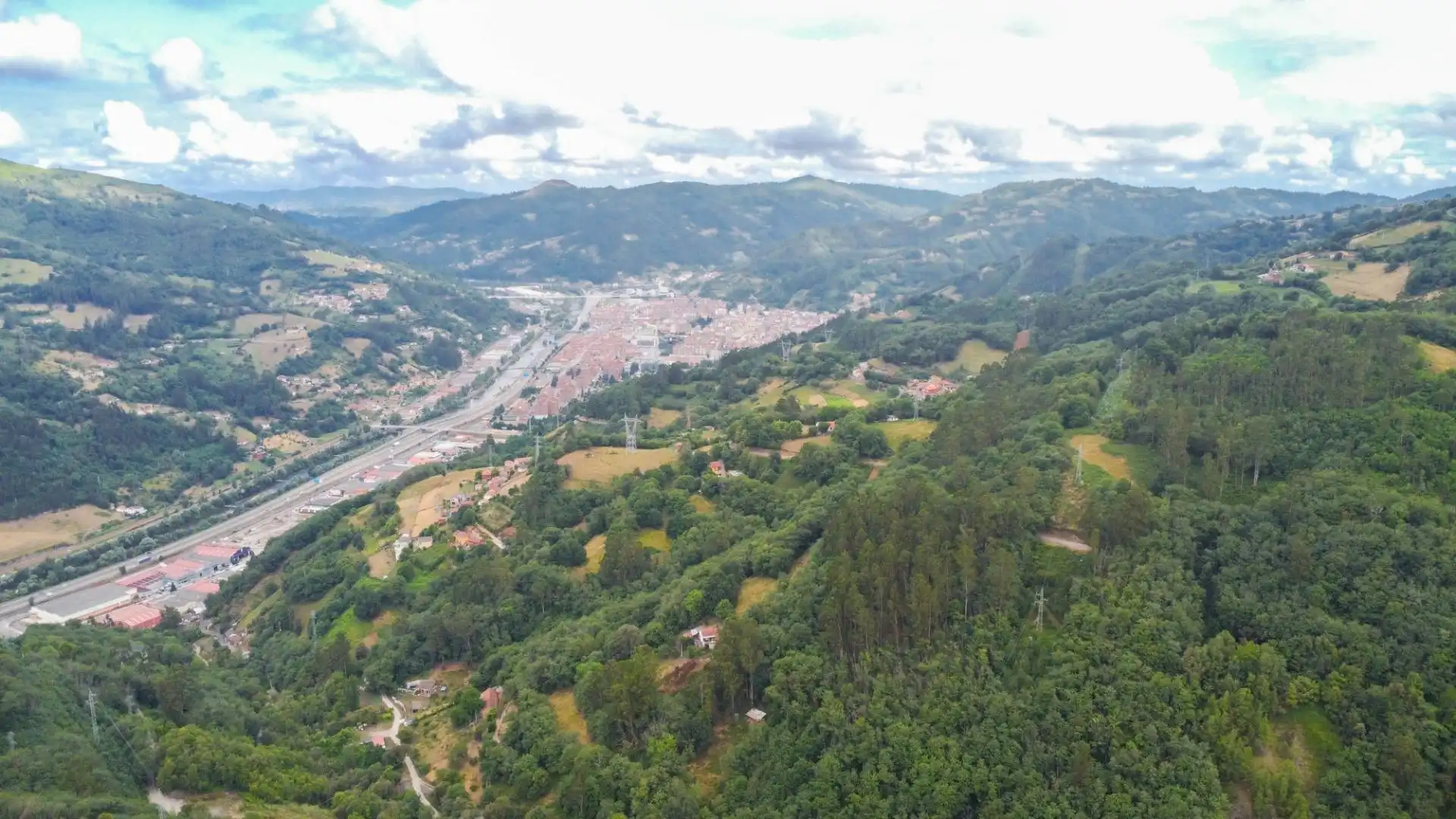 Exterior view of Houses for sale in Mieres (Asturias)  with Furnished