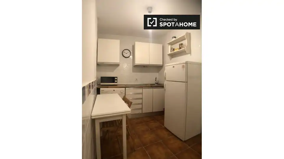Habitació a Embajadores - Lavapiés