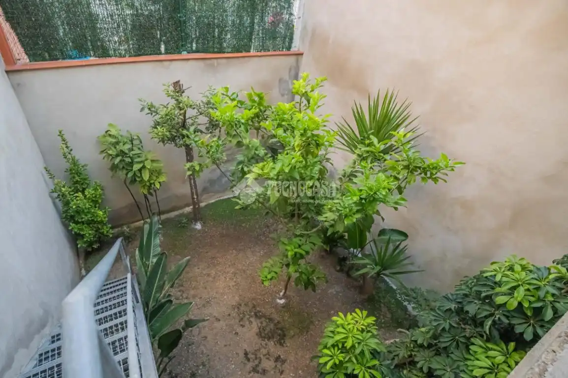 Terrasse von Einfamilien-Reihenhaus zum Verkauf in Terrassa mit Terrasse