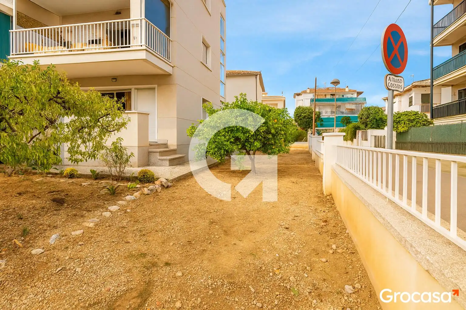 Erdgeschoss zum Verkauf in Cunit mit Privatgarten und Terrasse