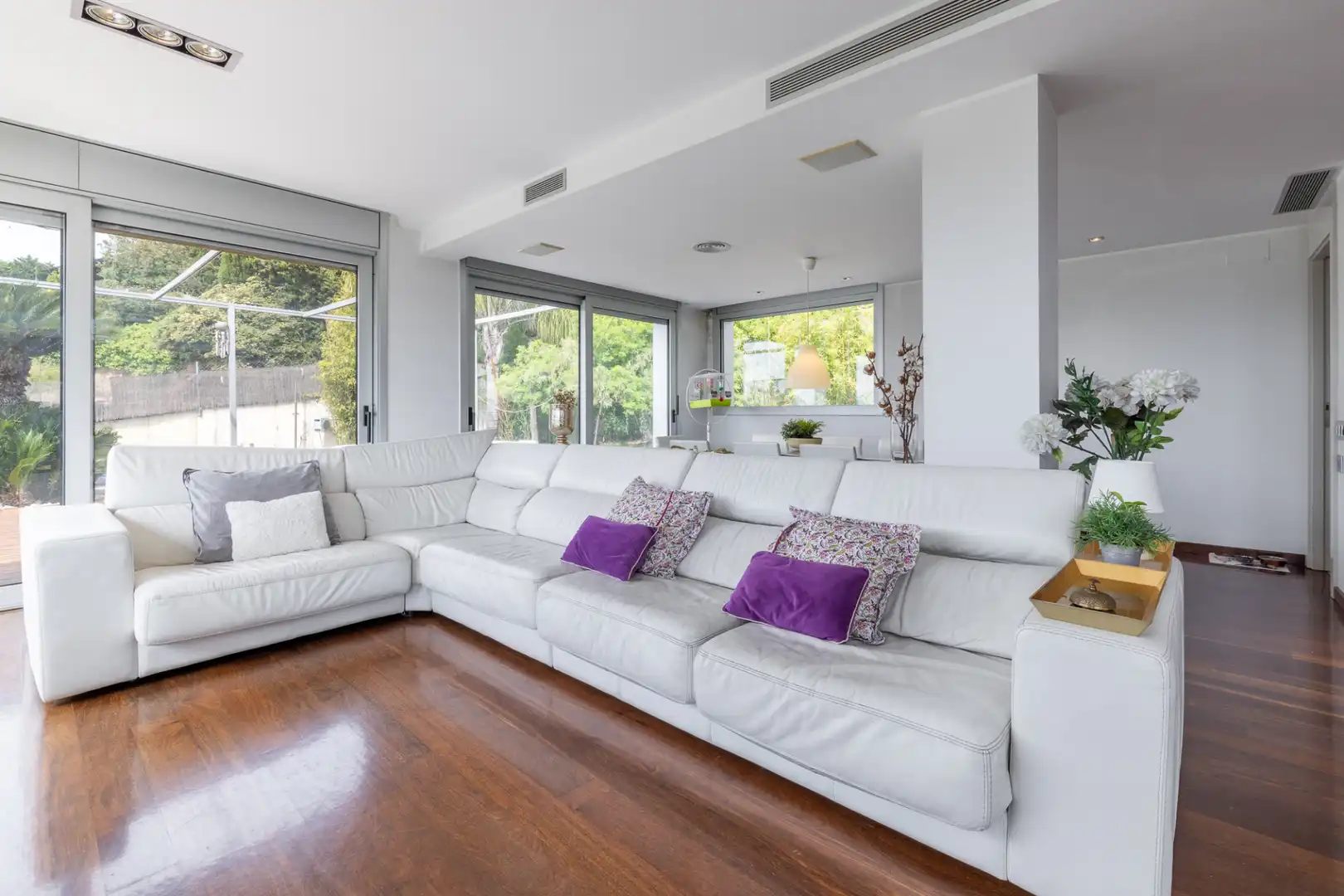 Living room of Houses for sale in Cerdanyola del Vallès  with Furnished