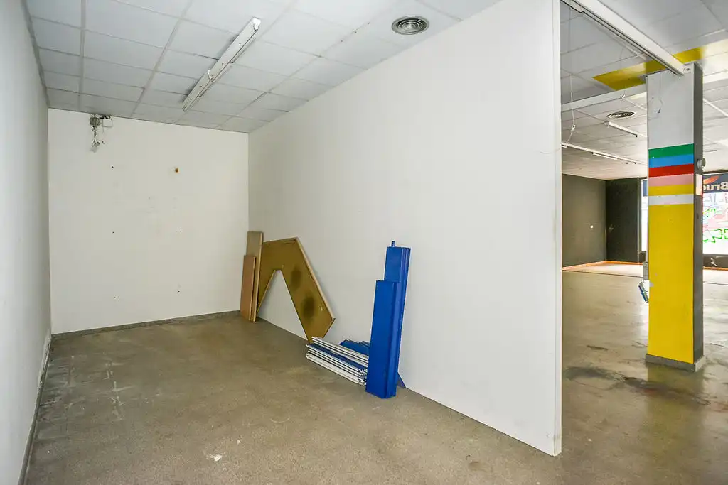 Business premises to rent in C/ Santa Eugenia, imagen 24