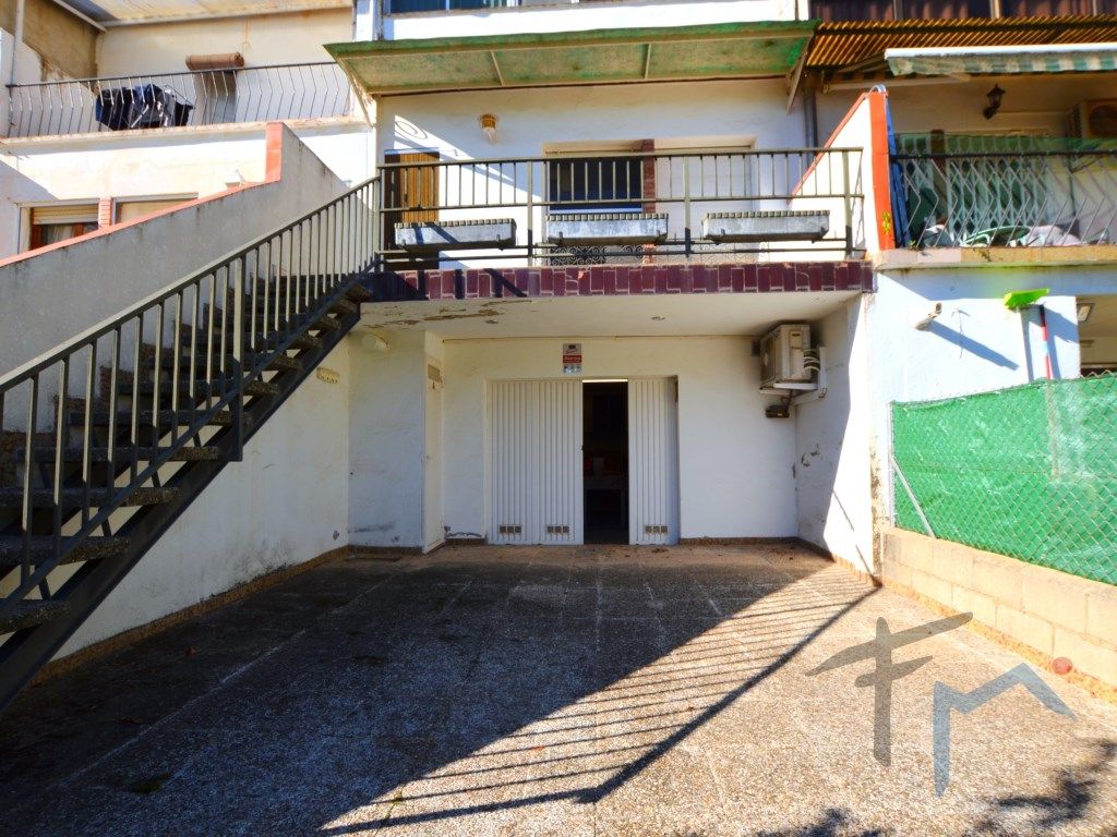 Exterior view of Single-family semi-detached for sale in Masquefa