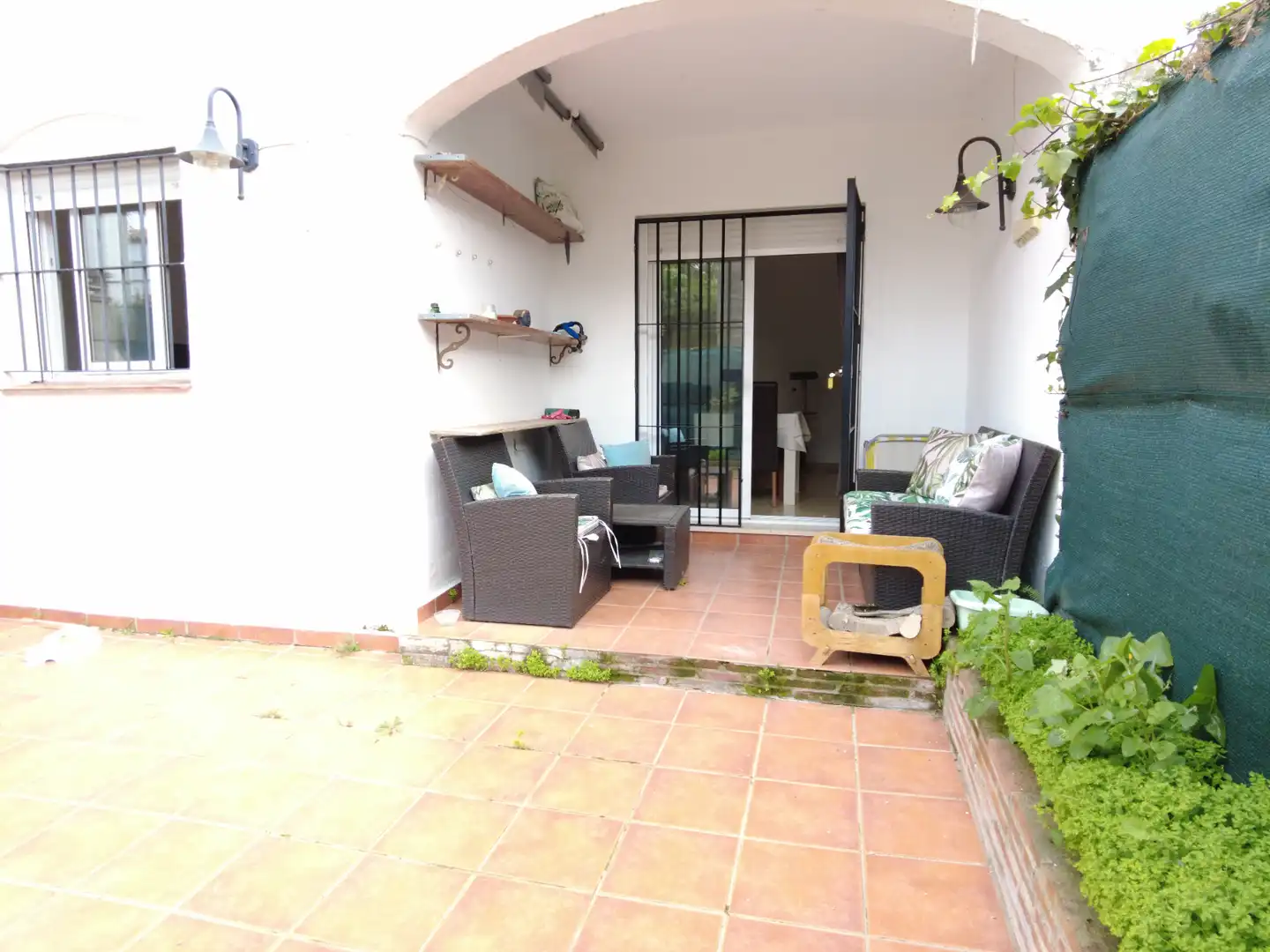 Terrassa de Casa adosada en venda en Estepona amb Jardí privat, Terrassa i Moblat