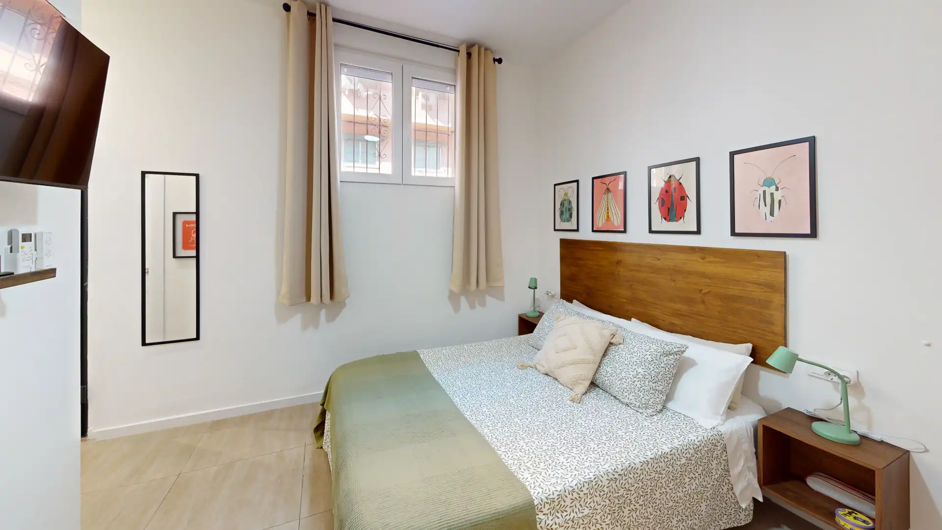 Schlafzimmer von Erdgeschoss zum Verkauf in Alicante / Alacant mit Möbliert