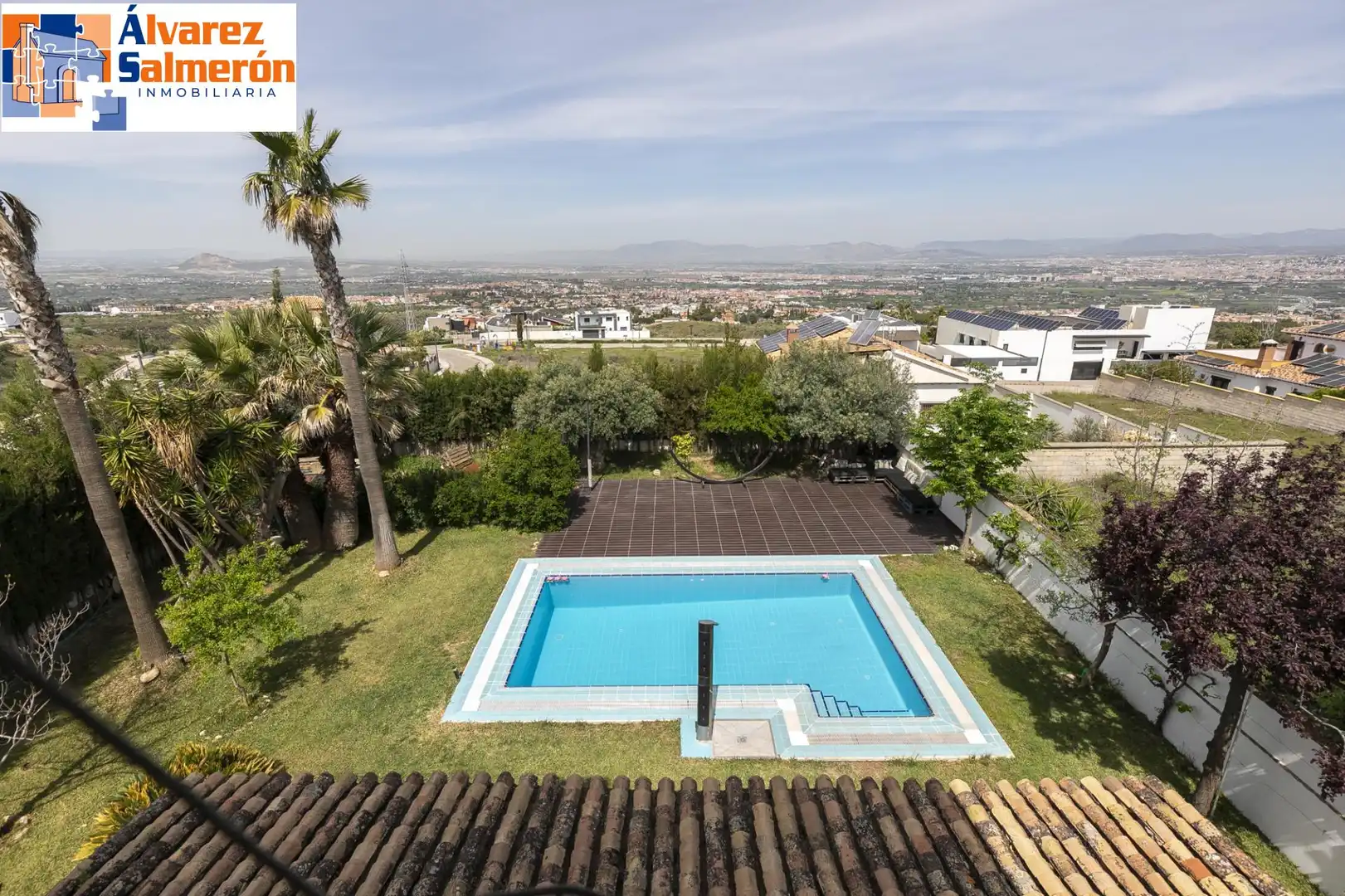 Jardín de Casa o chalet en venta en La Zubia con Aire acondicionado, Calefacción y Jardín privado