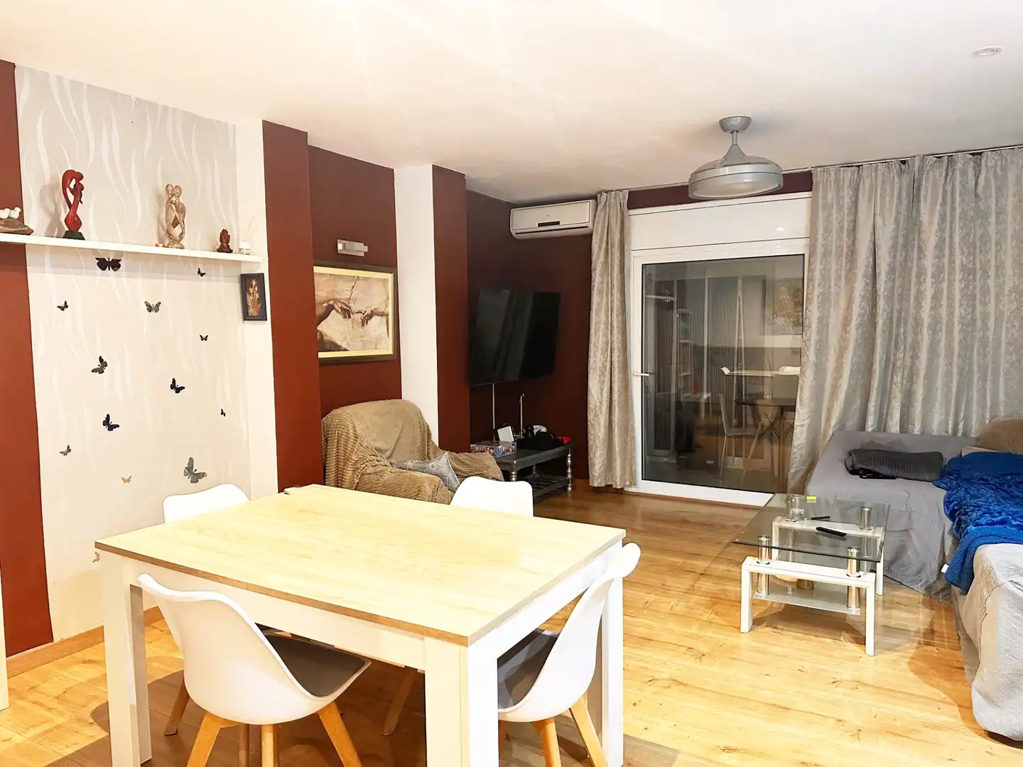 Living room of Flat for sale in Palamós  with Air Conditioner, Heating and Furnished