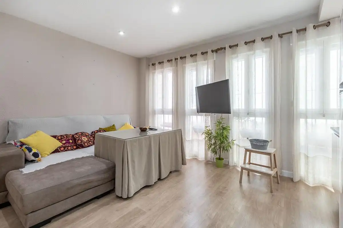 Flat for sale in Calle Hinojosa 12, imagen 4
