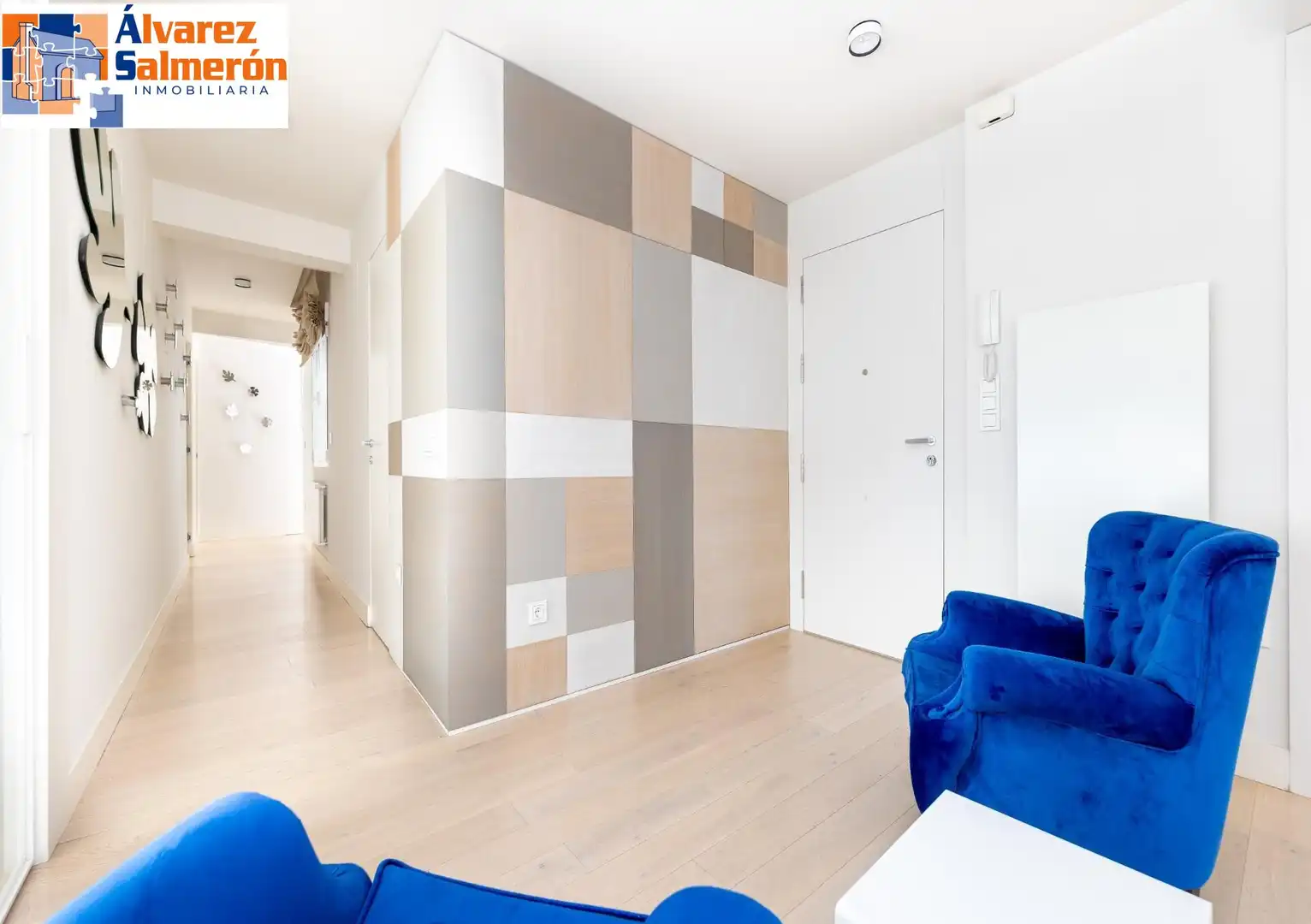 Flat for sale in Granada  with Air Conditioner