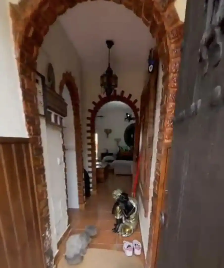 Casa adosada en venda en Algeciras amb Piscina comunitària