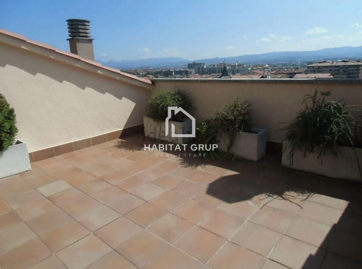 Attic for sale in Centre