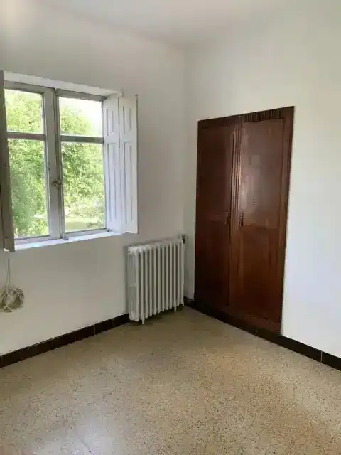 Dormitori de Casa o xalet en venda en Pontevedra Capital  amb Calefacció, Jardí privat i Traster
