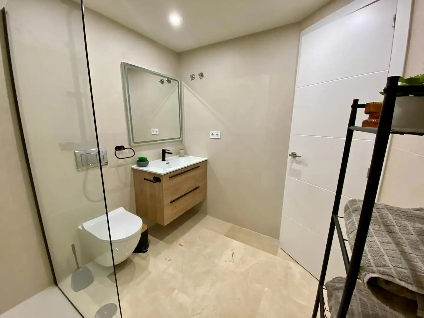 Baño de Piso de alquiler en Altea con Aire acondicionado, Terraza y Amueblado