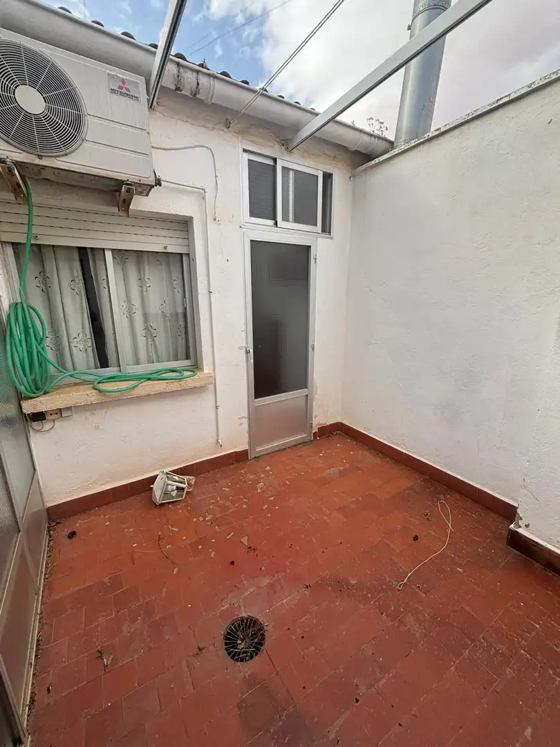 Haus oder Chalet zur Miete in Valdepeñas mit Terrasse