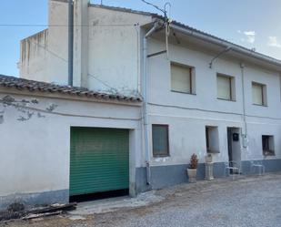 Vista exterior de Casa o xalet en venda en Camarasa amb Jardí privat