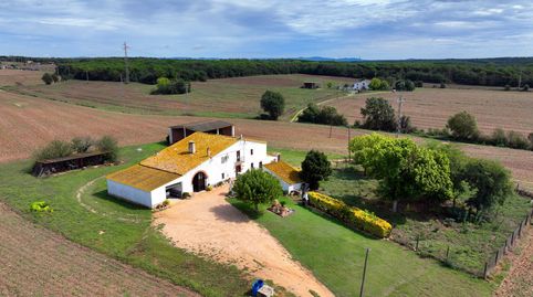 Finca rústica amb masia a Sils (Girona), imatge 3