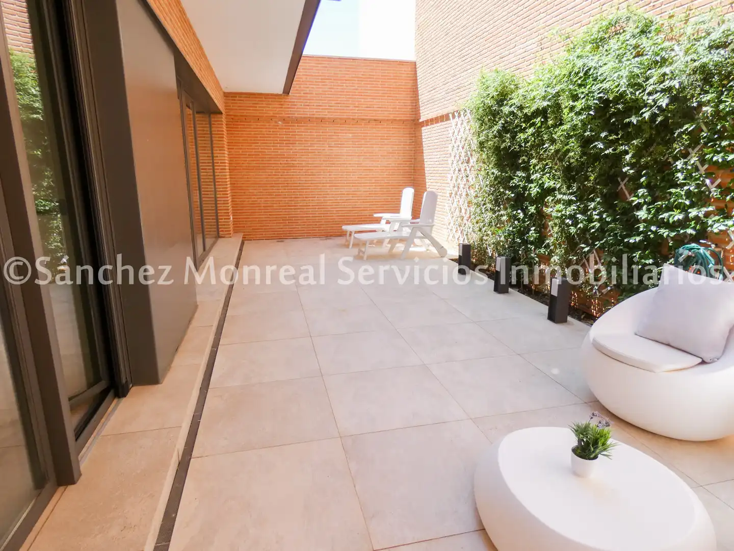 Terraza de Casa o chalet en venta en Alcázar de San Juan con Aire acondicionado, Calefacción y Jardín privado