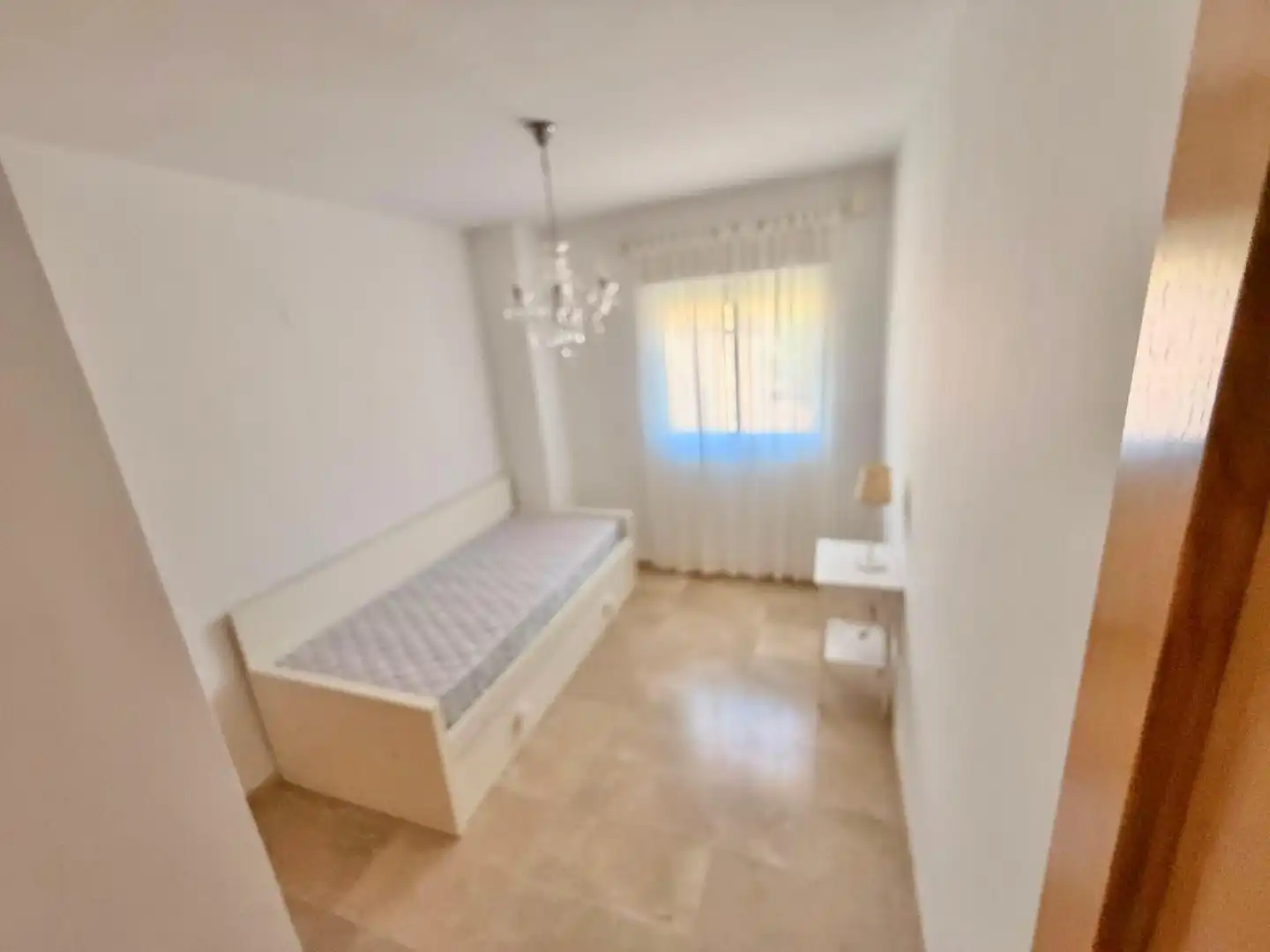 Habitación de Piso en venta en Torremolinos con Aire acondicionado, Calefacción y Terraza