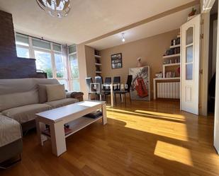 Living room of Flat for sale in  Madrid Capital  with Air Conditioner and Heating