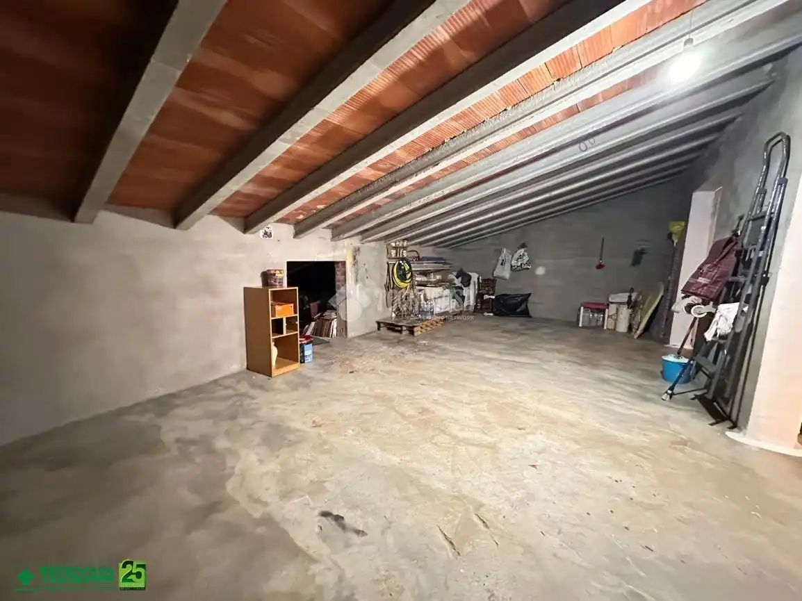 Casa adosada en venta en La Solana   con Terraza