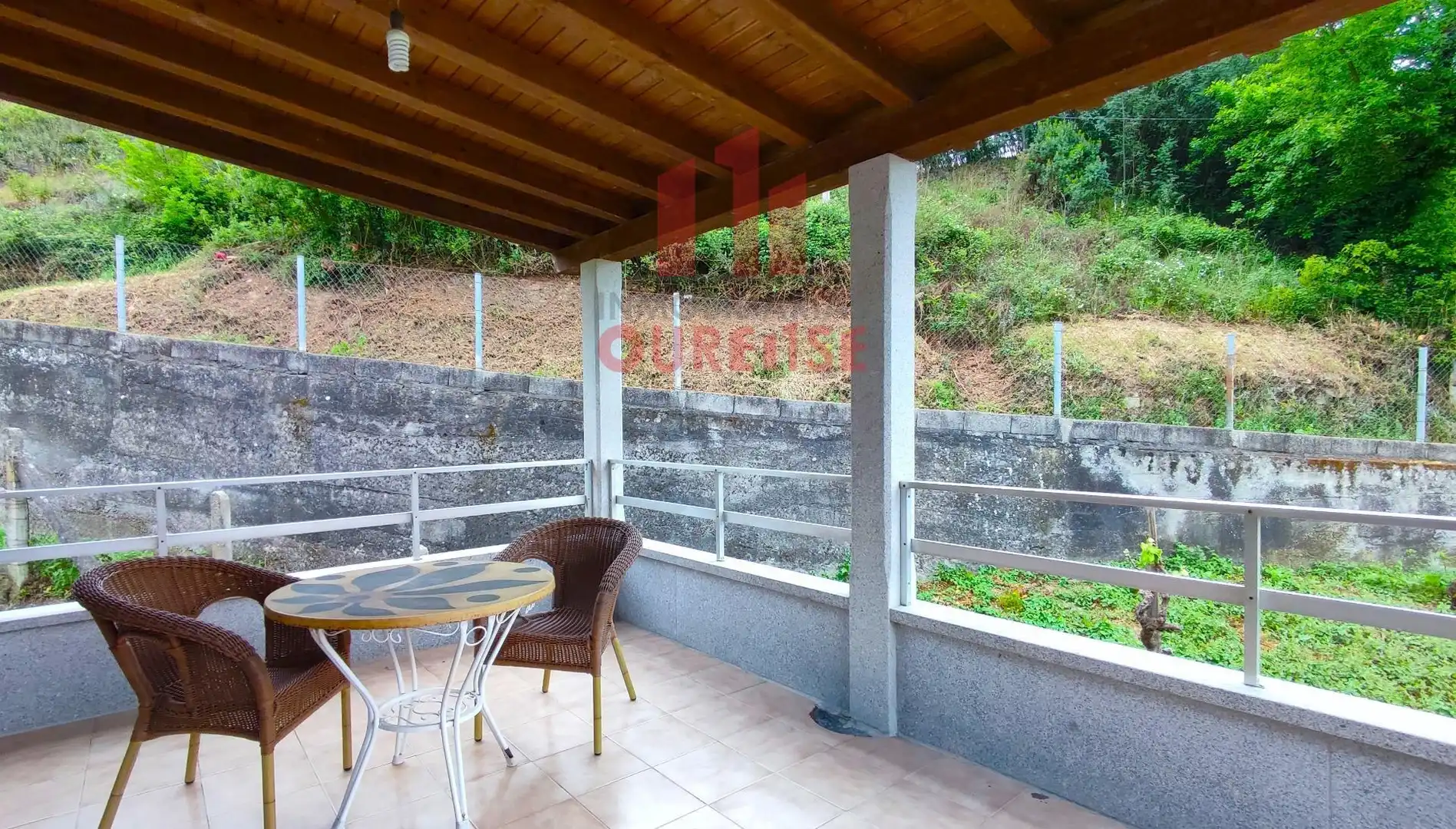Terrassa de Casa o xalet en venda en Ourense Capital  amb Calefacció i Jardí privat