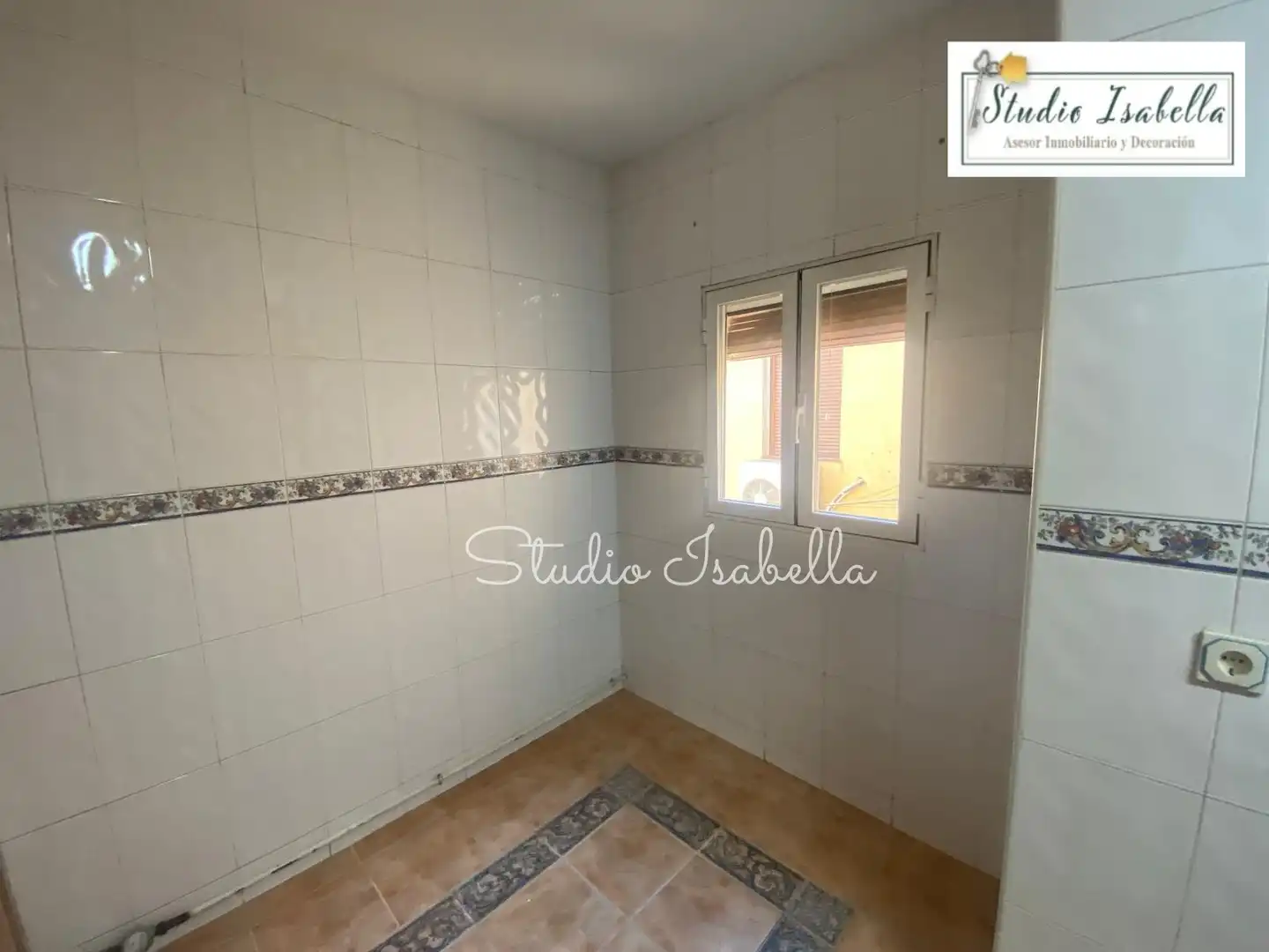 Habitación de Piso de alquiler en Toledo con Aire acondicionado, Calefacción y Amueblado