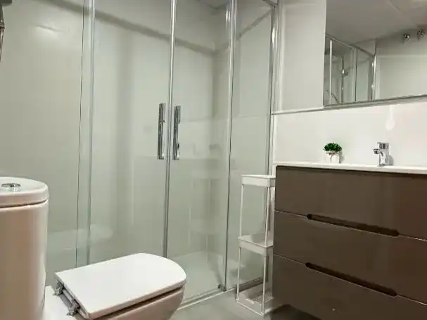Bany de Pis en venda en Badajoz Capital amb Aire condicionat