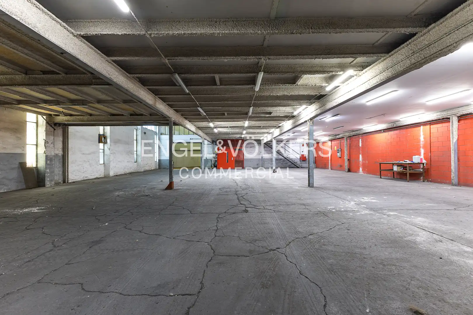 Nau industrial en venda en El Prat de Llobregat