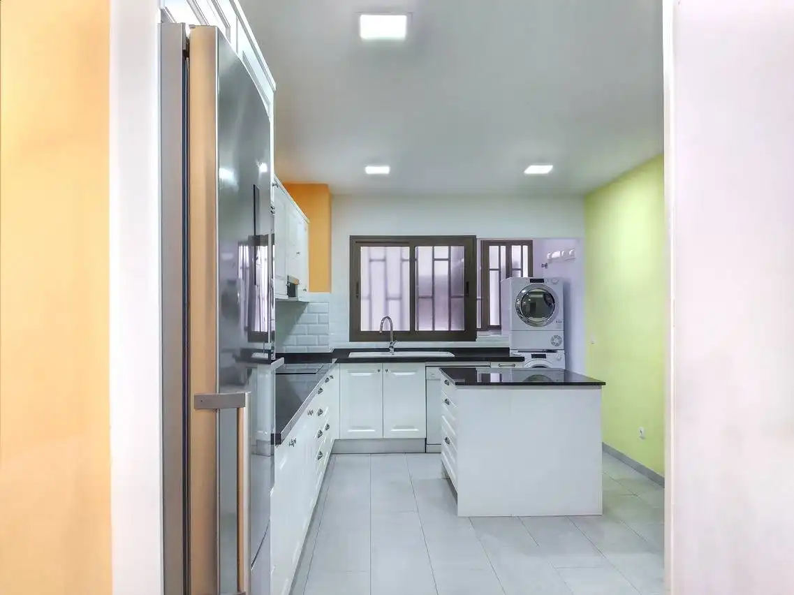 Küche von Wohnung zur Miete in Las Palmas de Gran Canaria mit Terrasse und Abstellraum