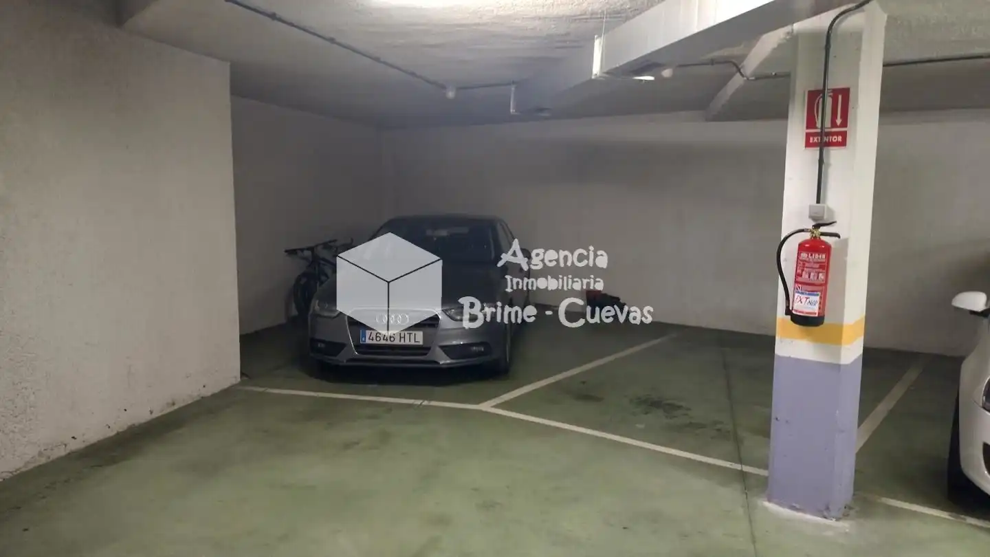 Parkplatz von Garage zum Verkauf in Laviana
