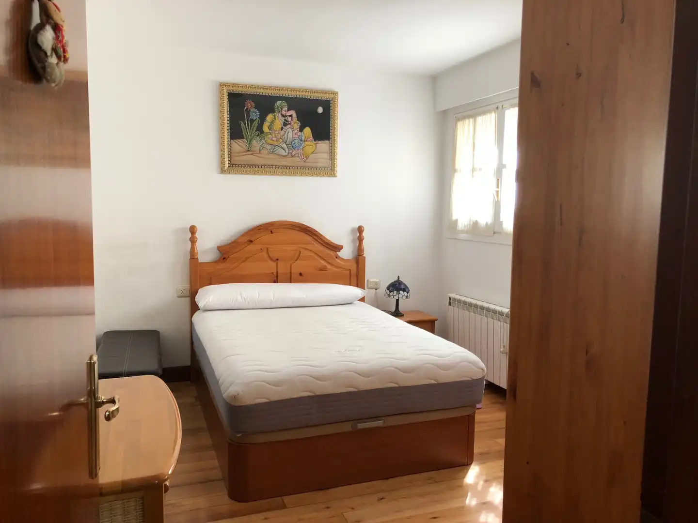 Habitación de Apartamento de alquiler en Zaragoza con Calefacción, Parquet y Amueblado