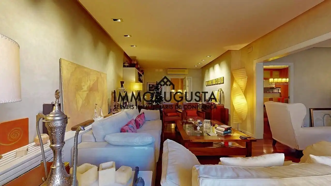 Piso en venta en Sant Gervasi- Galvany
