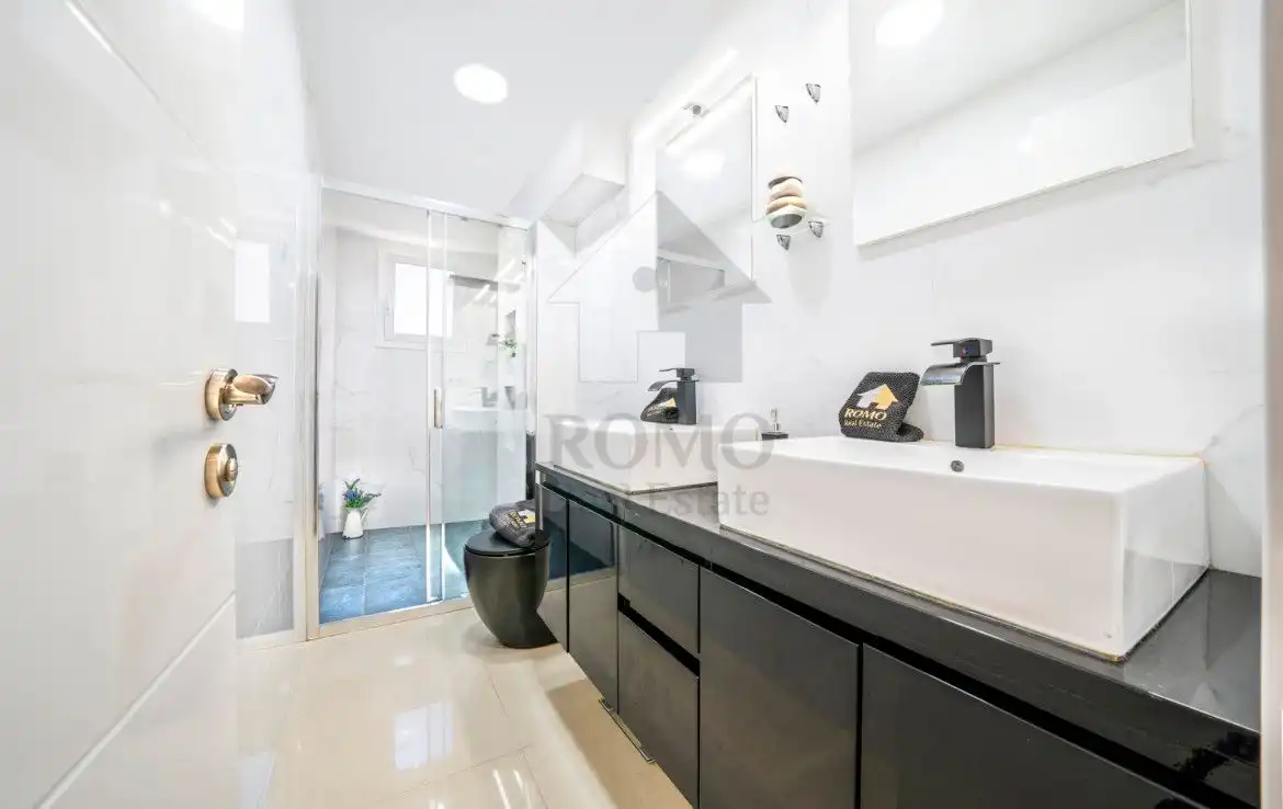 Baño de Piso en venta en Santa Perpètua de Mogoda con Aire acondicionado y Calefacción