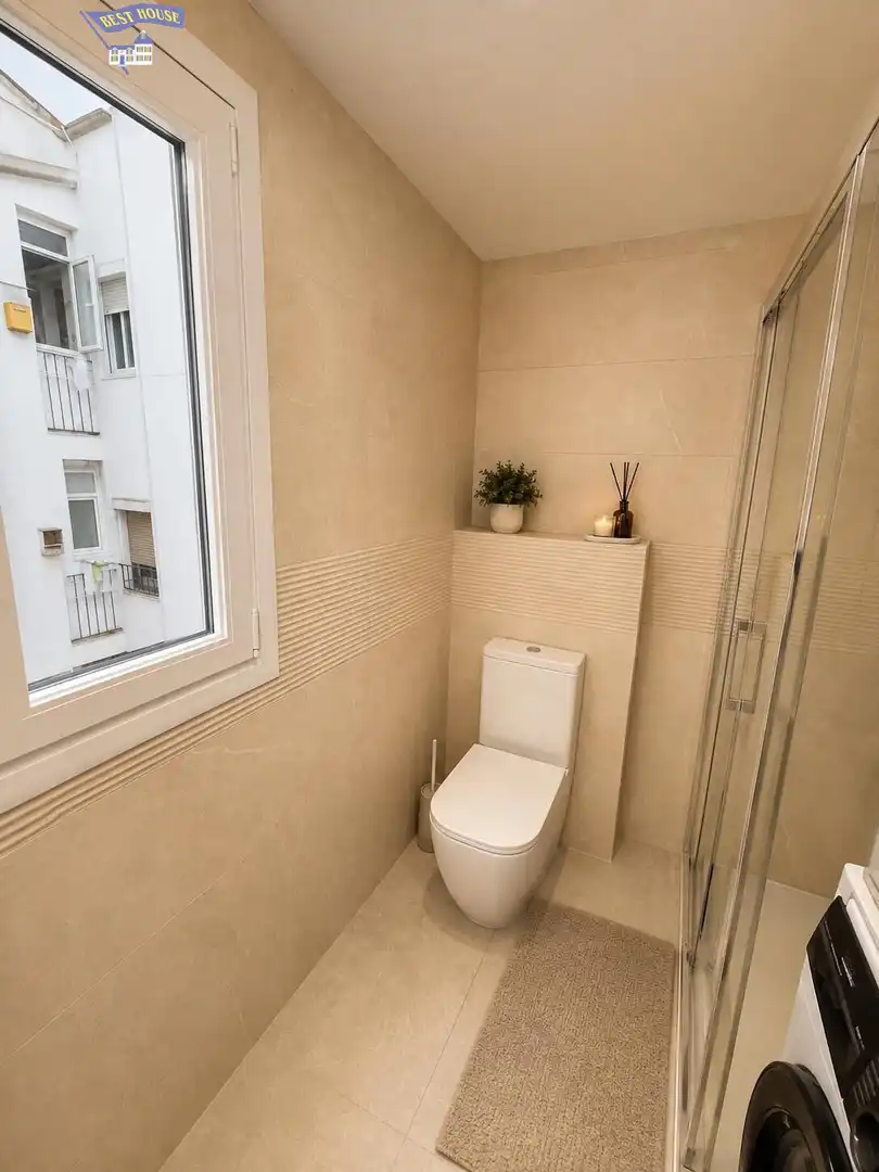Baño de Apartamento en venta en Mollet del Vallès con Aire acondicionado, Calefacción y Parquet