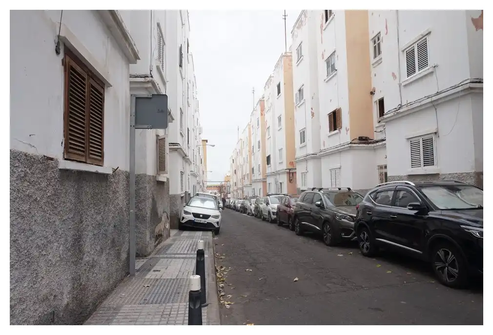 Außenansicht von Wohnung zum Verkauf in Las Palmas de Gran Canaria mit Abstellraum