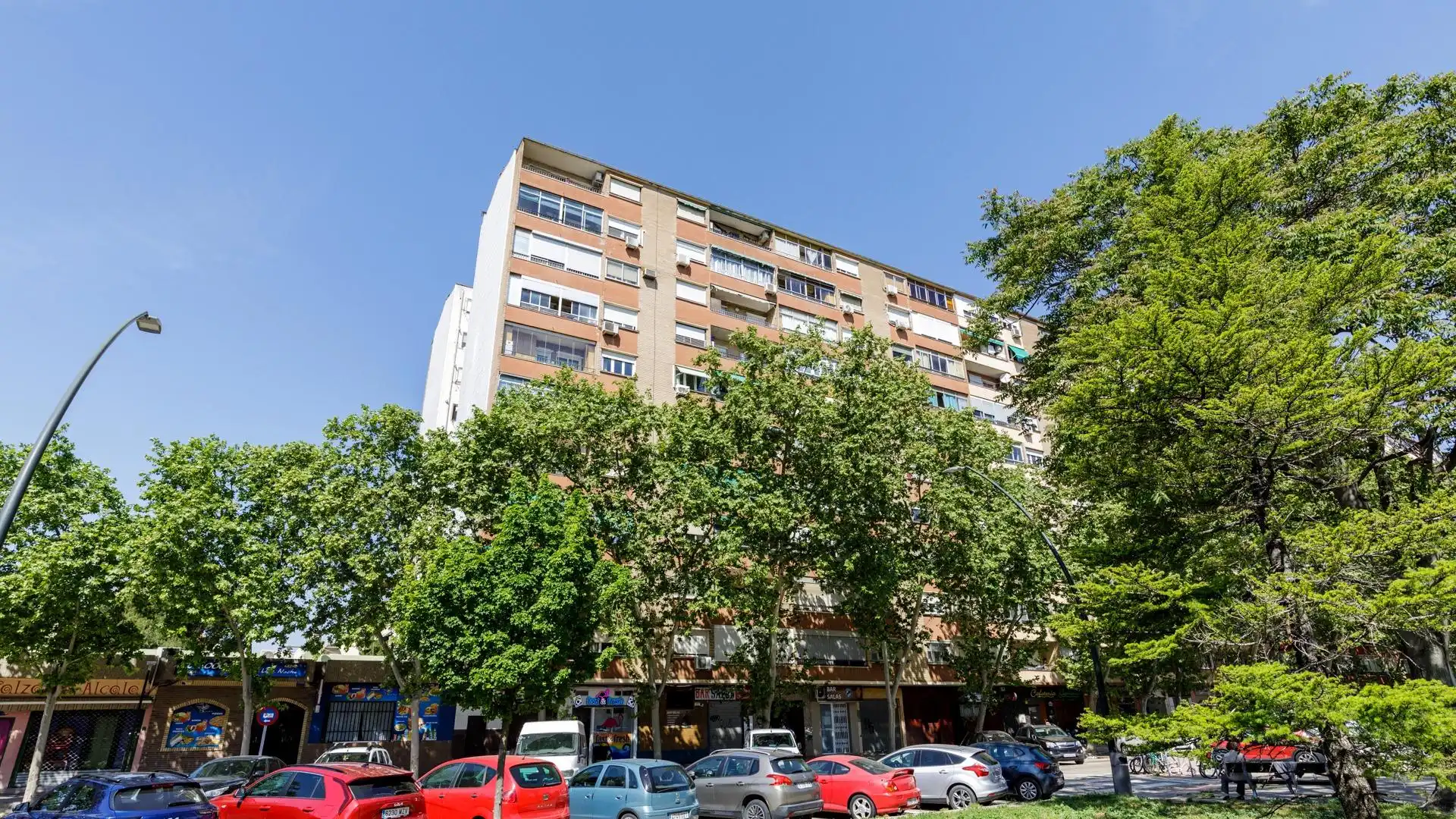 Vista exterior de Piso en venta en Zaragoza con Aire acondicionado, Calefacción y Amueblado