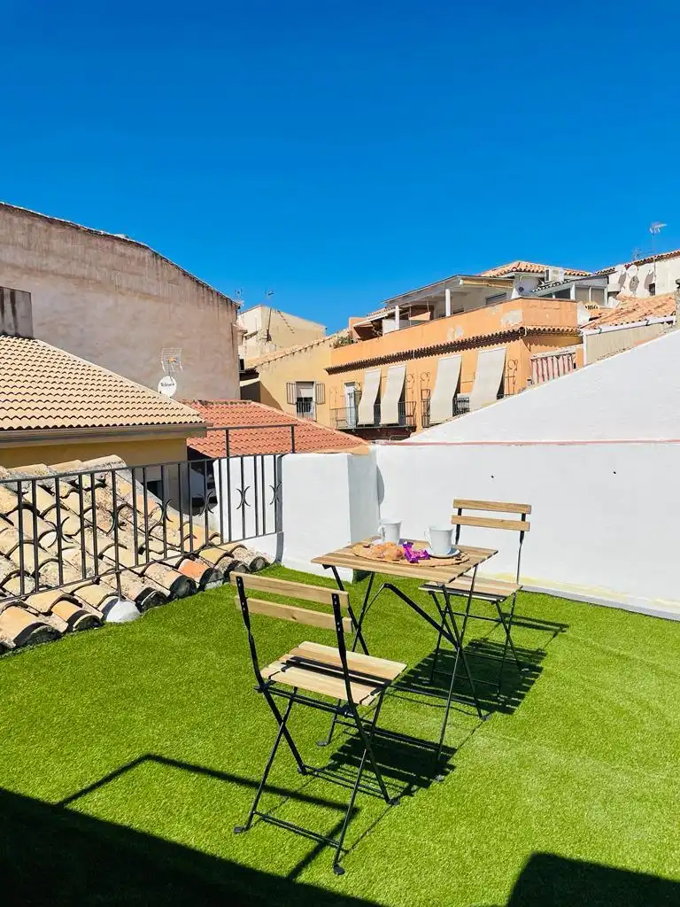 Terrasse von Wohnungen zur Miete in Jaén mit Klimaanlage, Heizung und Parkett