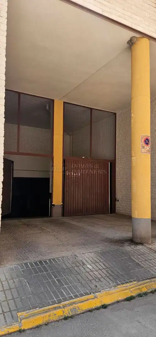 Vista exterior de Casa adosada en venda en Orihuela amb Terrassa
