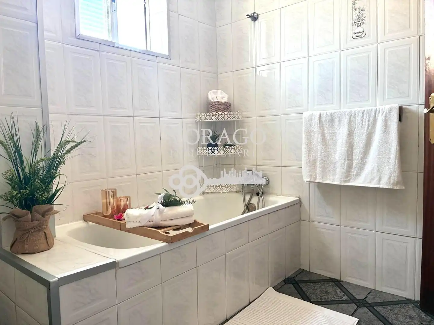 Baño de Piso en venta en Guadalajara con Trastero