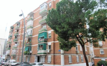 Exterior view of Flat for sale in Móstoles  with Air Conditioner and Terrace