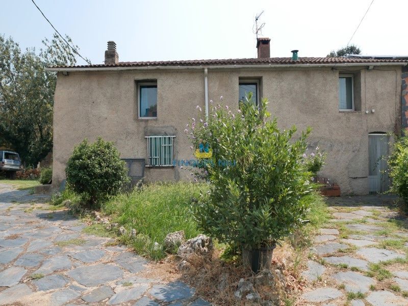 Casa adosada en venda a Carrer del Freixe, 5, Sils