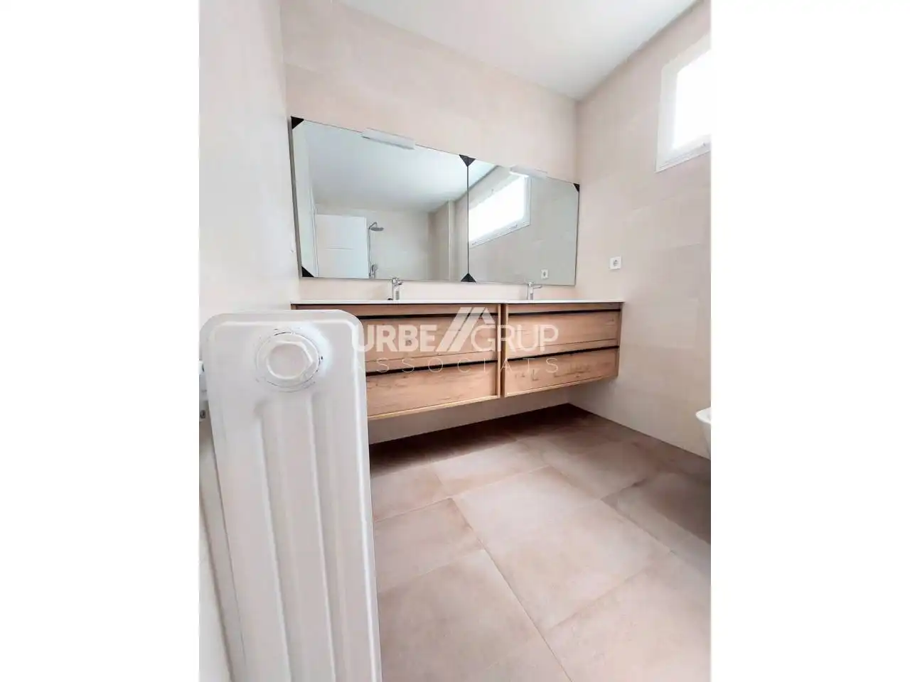Baño de Piso en venta en Terrassa con Calefacción, Parquet y Terraza