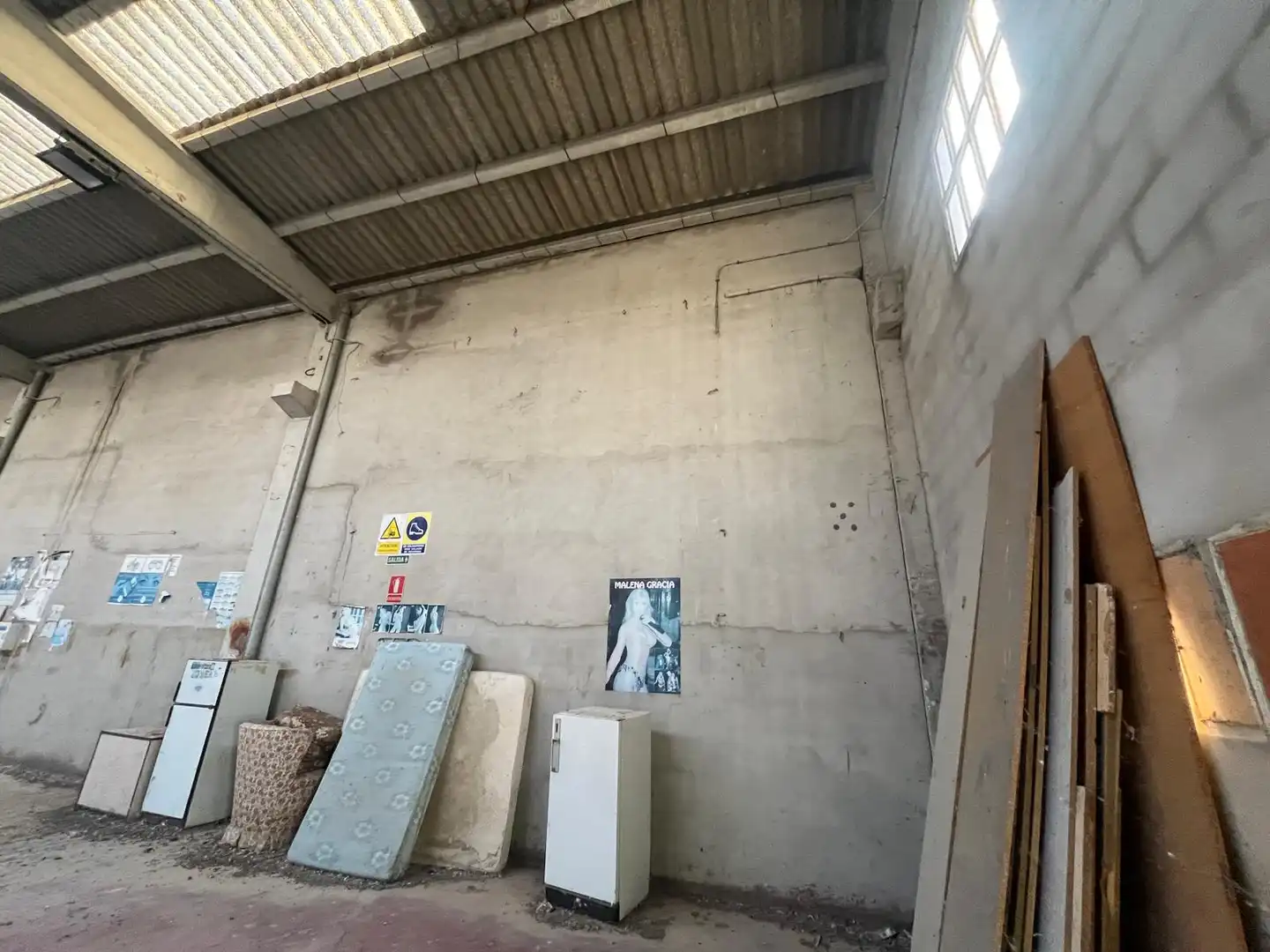 Industrial buildings for sale in Calle Río Huerva, 18, Cadrete
