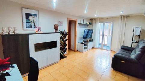 Foto 4 de Piso en venta en Les Oliveres, Santa Coloma de Gramenet