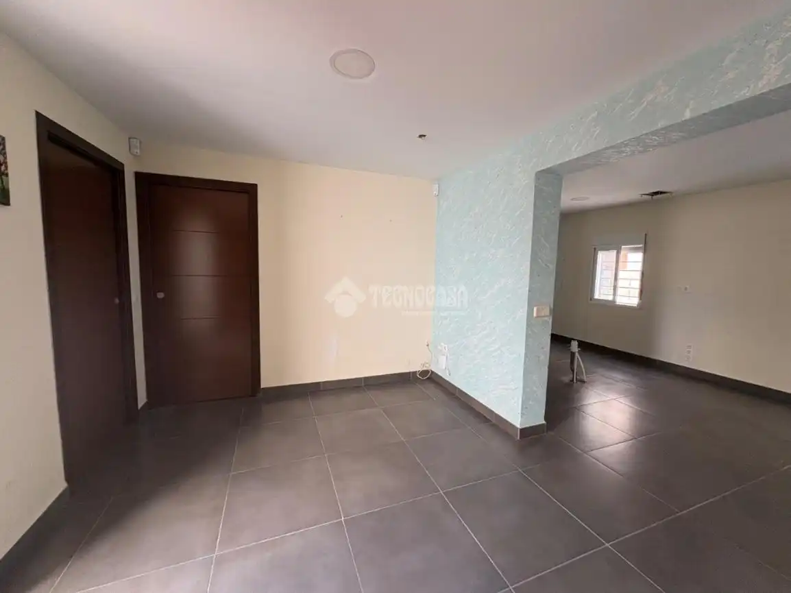 Piso en venta en C. Virgen de Tíscar, San Felipe - El Almendral - La Merced