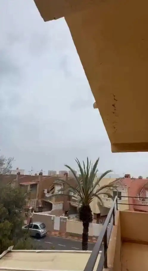 Terrasse von Wohnung zum Verkauf in Torrevieja mit Klimaanlage, Terrasse und Möbliert