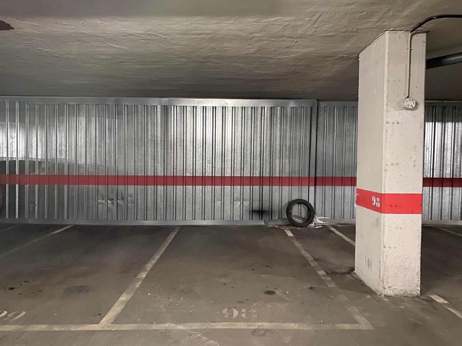 Parking of Garage for sale in  Madrid Capital